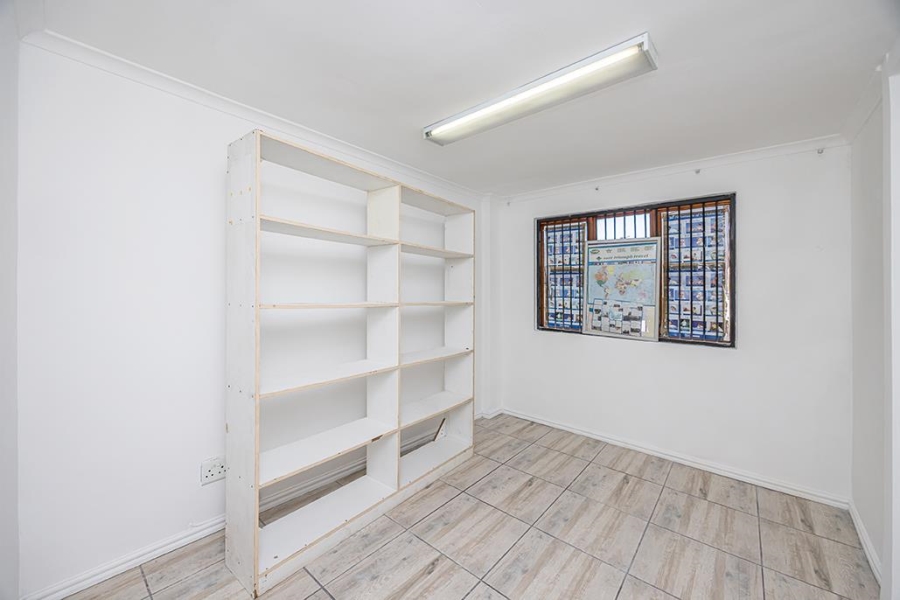 To Let commercial Property for Rent in Milnerton Western Cape